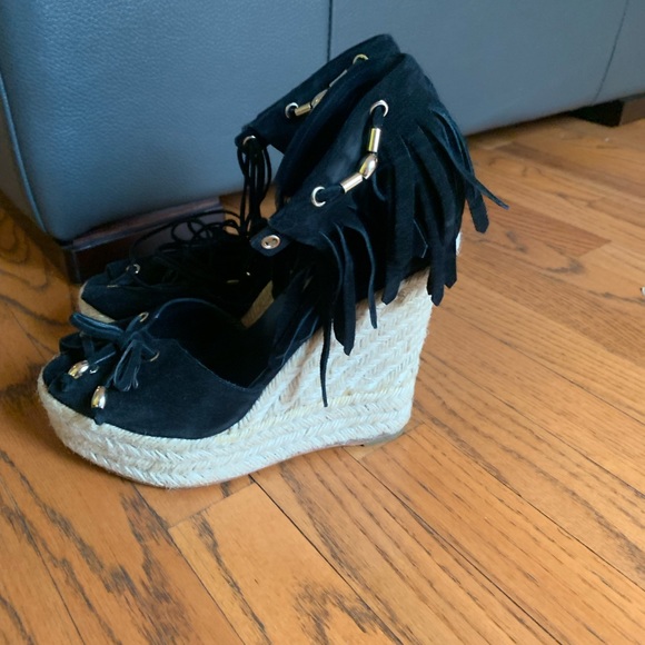 Gucci shoes - Picture 1 of 5